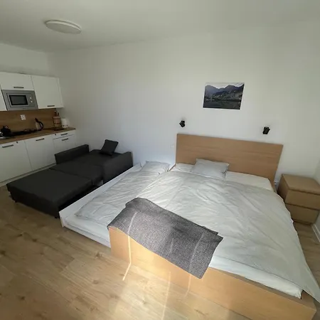 Zaži 3*