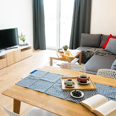 Zazi Aparthotel